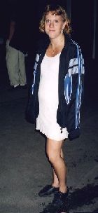 Ida fotograferad i Sunne den
natten k&auml;rleken p&aring; allvar kom till
hj&auml;rtat, (natten mellan 1/8 och 2/8-98).